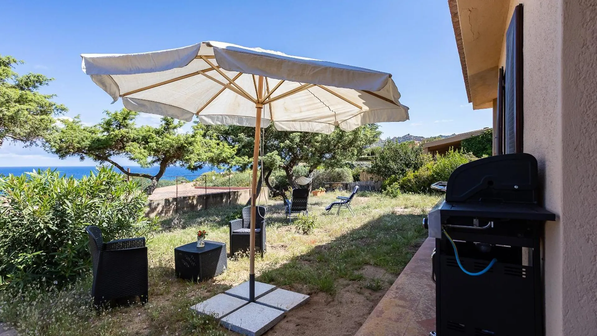 Villa Alba Costa Paradiso 0*,  Itália