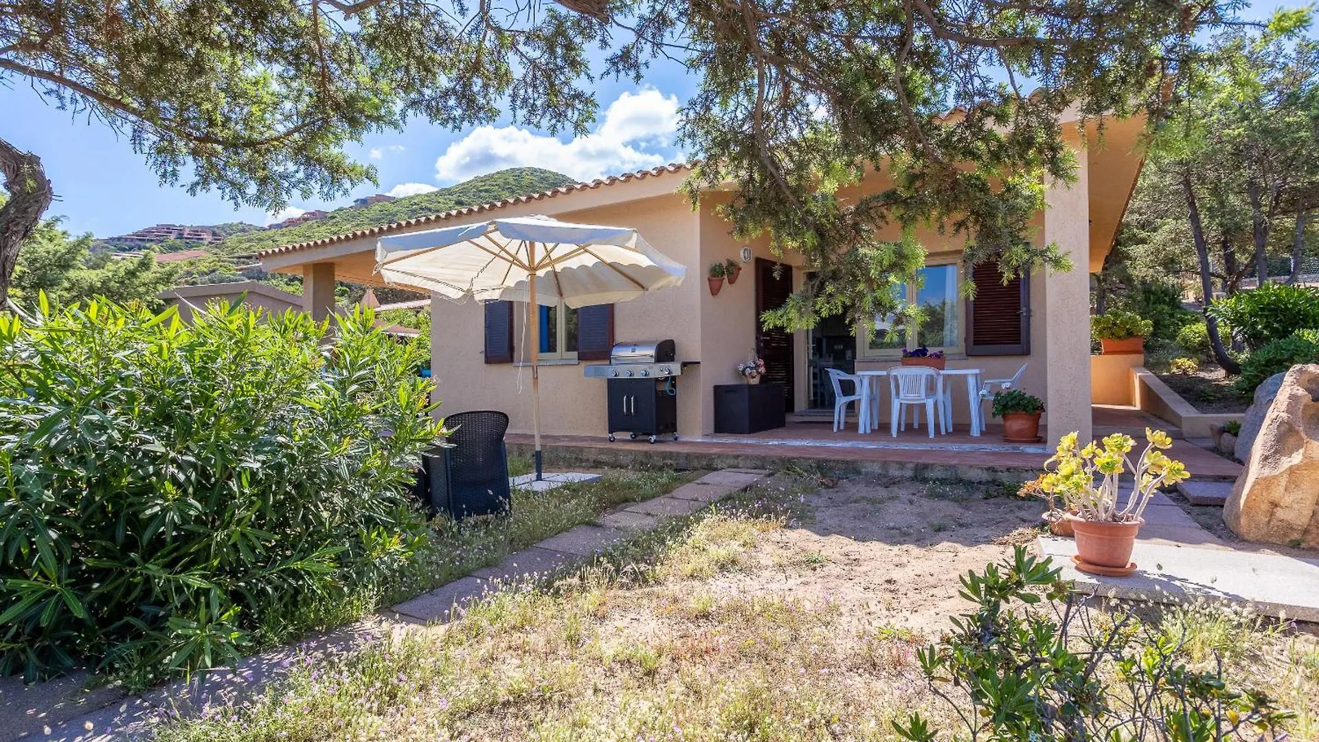 Villa Alba Costa Paradiso 0*,